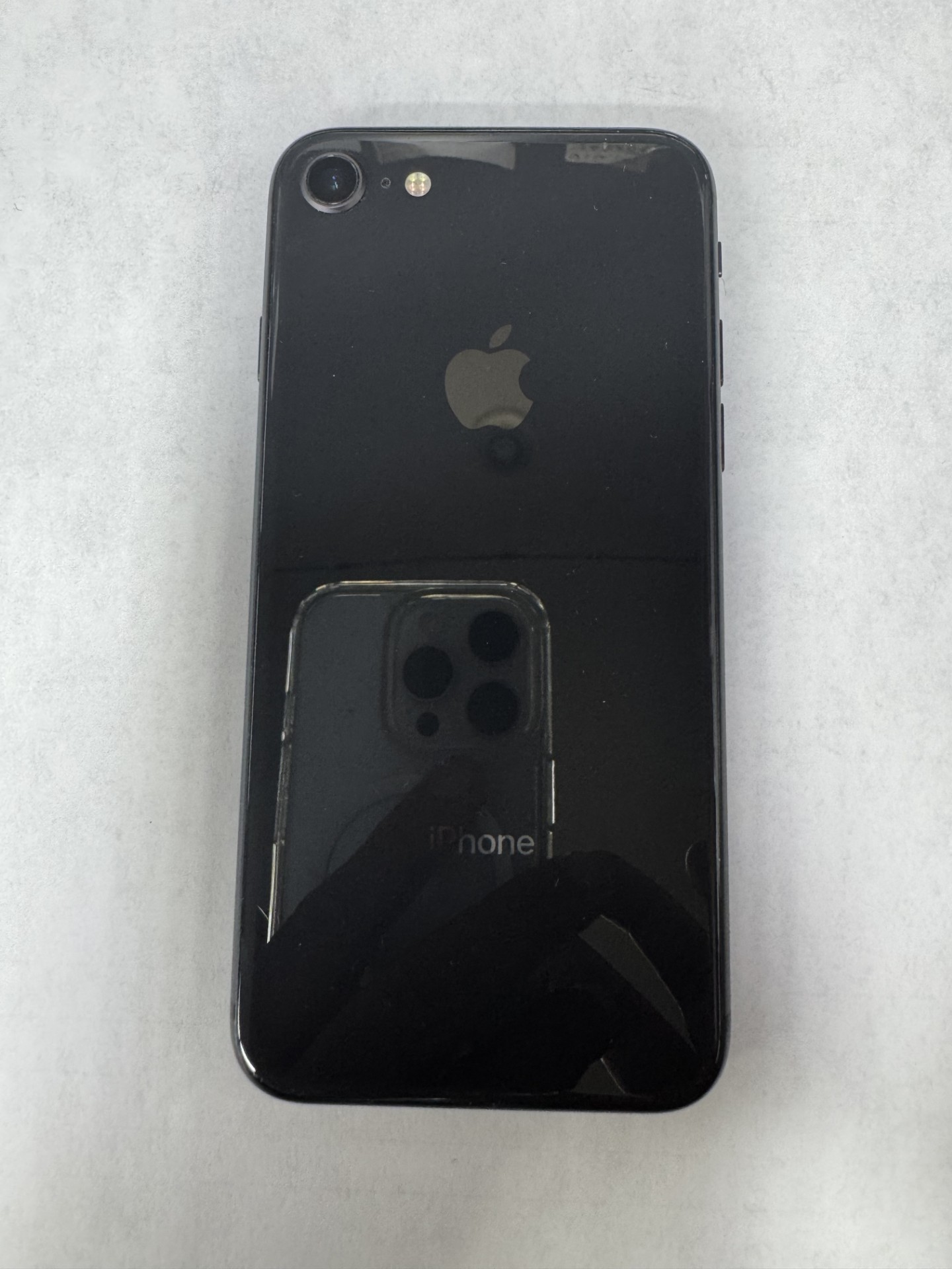 Apple Iphone 8 Unlocked any carrier Tmoble Metro PCS Att Verizon